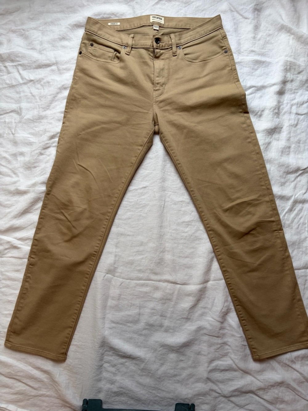 Todd Snyder Men's Chinos in Khaki Tan